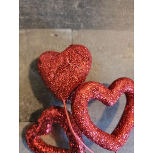 Red glitter heart Valentine's Day AS IS floral stick decor - Picture 7 of 7